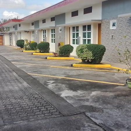 Alinchlo Hotel Legazpi Ngoại thất bức ảnh